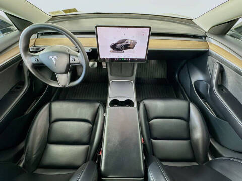 2023 Tesla Model 3 Performance