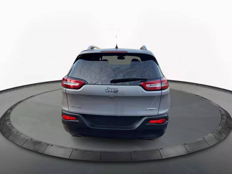 2018 Jeep Cherokee Latitude Plus