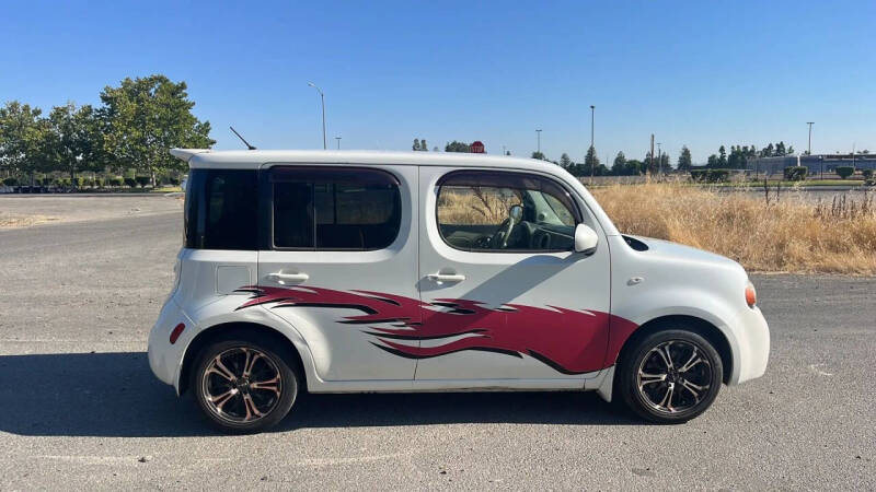 2012 Nissan cube