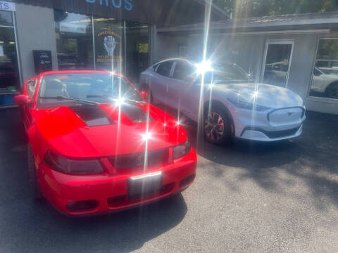 2003 Ford Mustang SVT Cobra 10th Anniversary