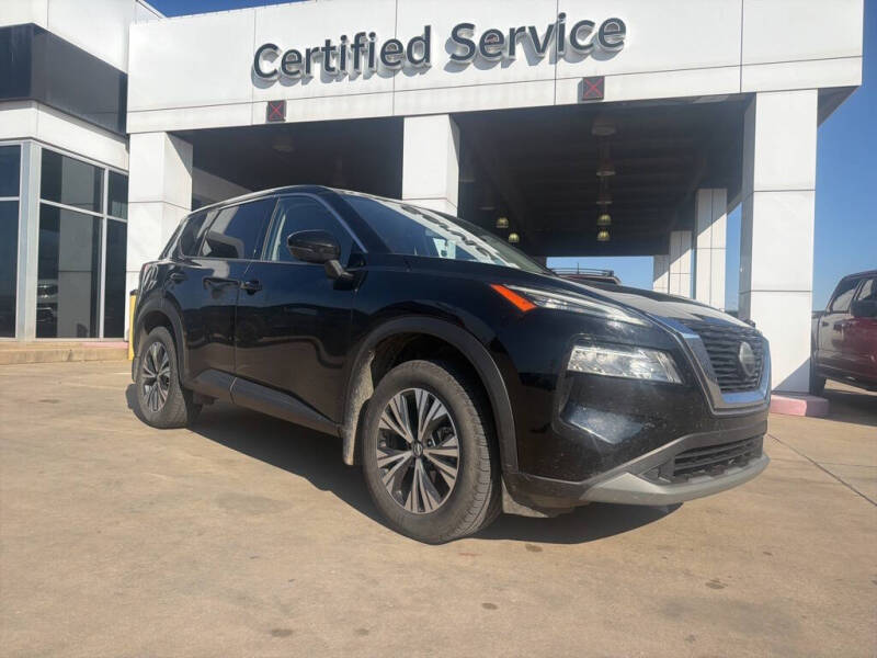 2021 Nissan Rogue SV's photo