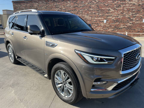 2018 Infiniti QX80 for sale at Tiger Auto Sales in Guymon OK