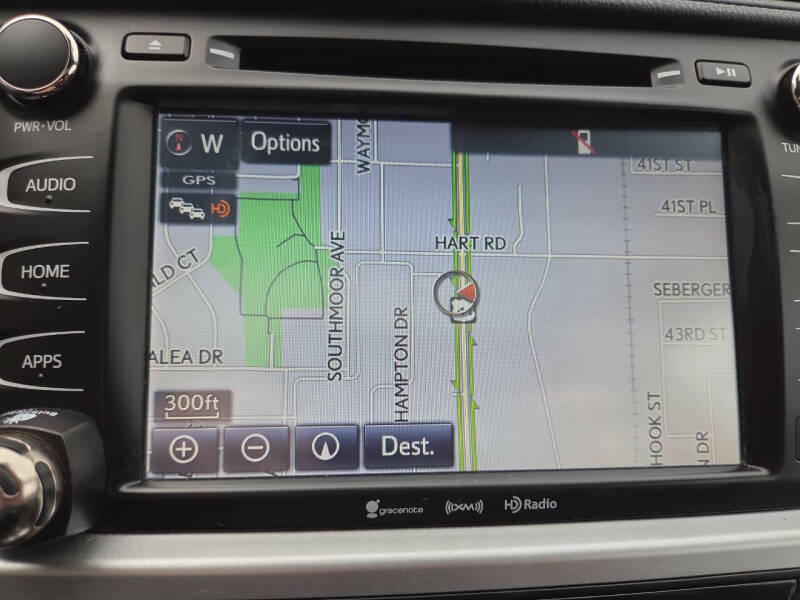 2017 Toyota Highlander SE