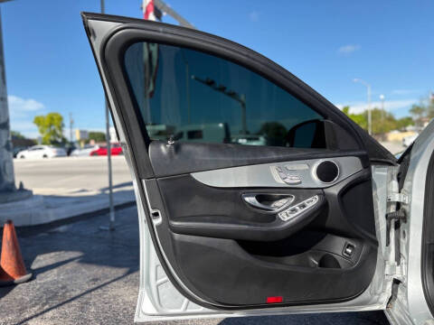 2018 Mercedes-Benz C-Class C 300