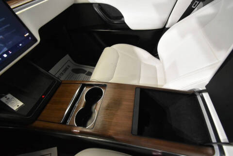 2023 Tesla Model X Standard Range