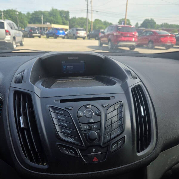 2014 Ford Escape S