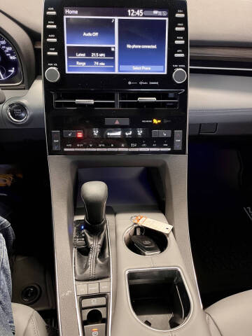 2019 Toyota Avalon XLE