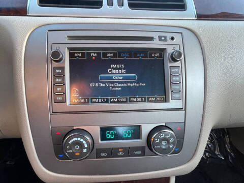 2011 Buick Lucerne Super