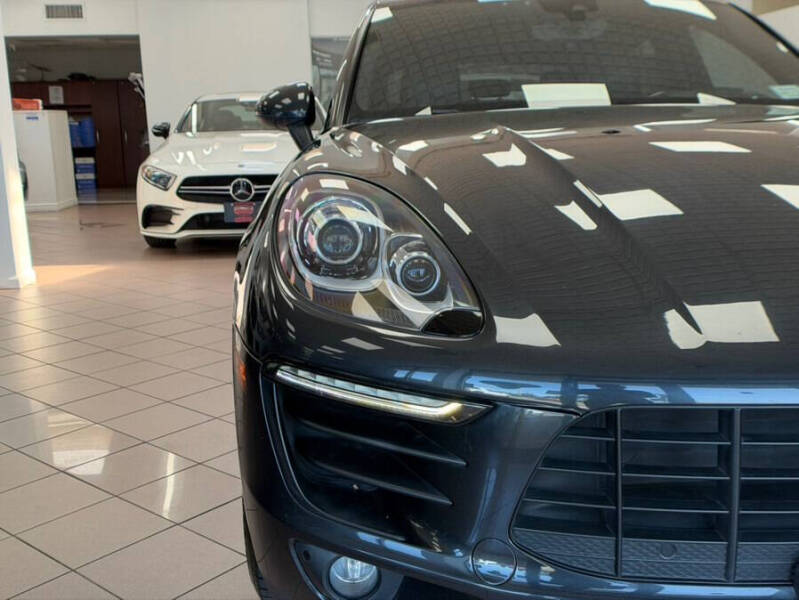 2018 Porsche Macan