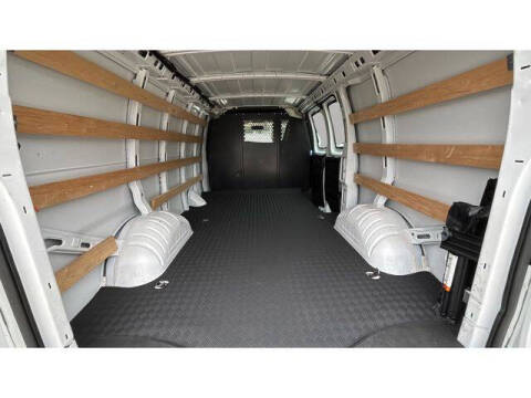 2024 GMC Savana 2500