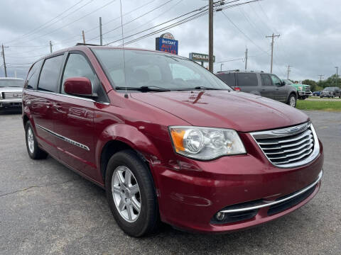 2012 Chrysler Town and Country for sale at Instant Auto Sales in Chillicothe OH