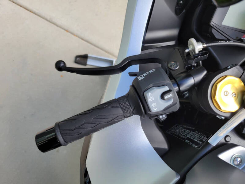 2025 Suzuki GSXR 1000 ABS