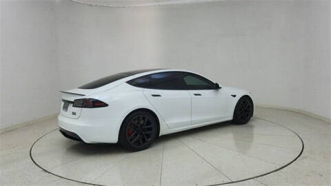 2023 Tesla Model S Plaid
