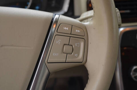 2015 Volvo XC70 3.2 Platinum