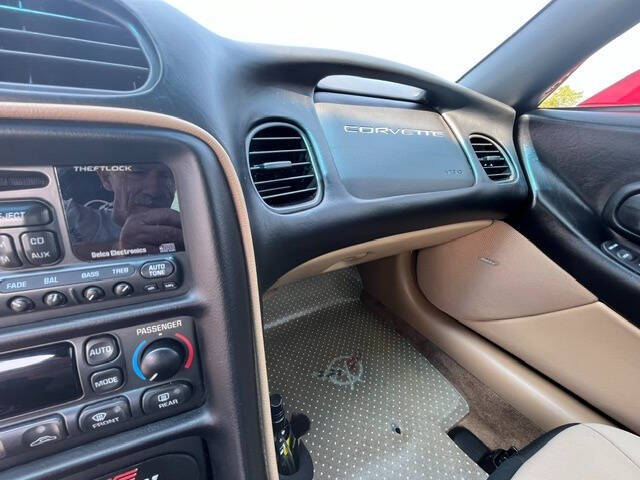2004 Chevrolet Corvette