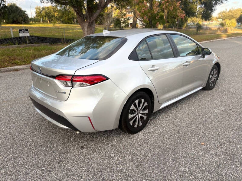 2022 Toyota Corolla Hybrid LE