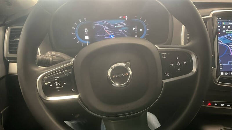 2025 Volvo XC90 B5 Core Bright Theme