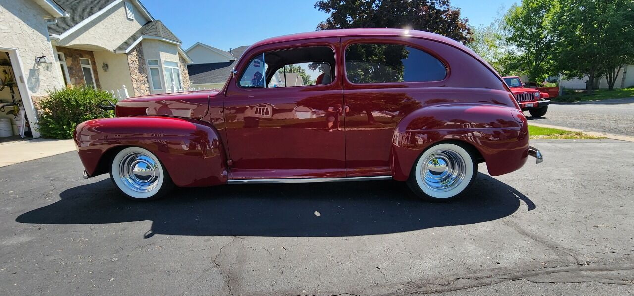 1948 Ford Super Deluxe Street Rod 2