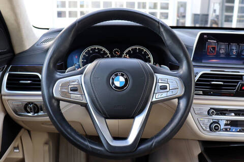 2016 BMW 7 Series 750i