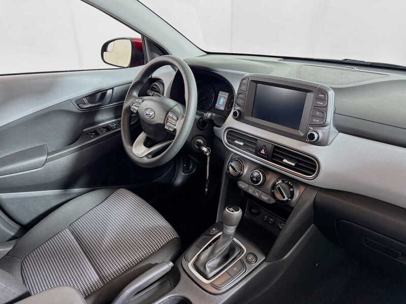 2021 Hyundai Kona SE