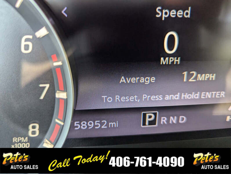 2022 Nissan Titan SV