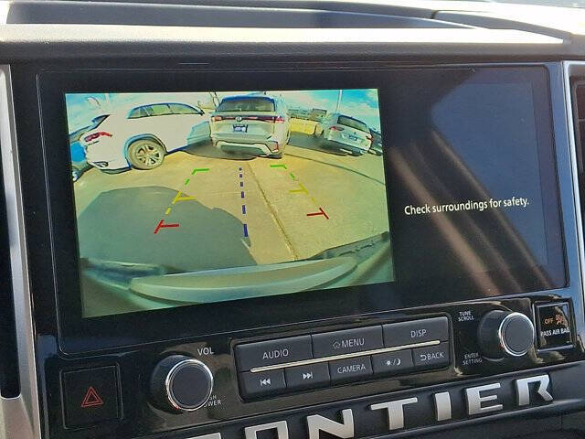 2025 Nissan Frontier SV