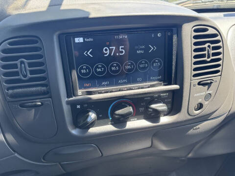 2003 Ford F-150 XLT