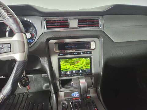 2011 Ford Mustang V6 Premium