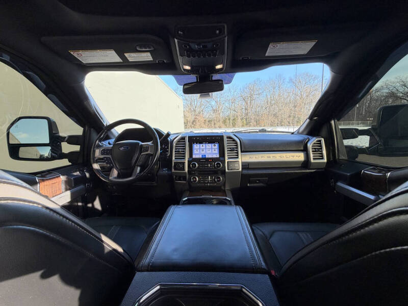 2017 Ford F-350 Super Duty Platinum