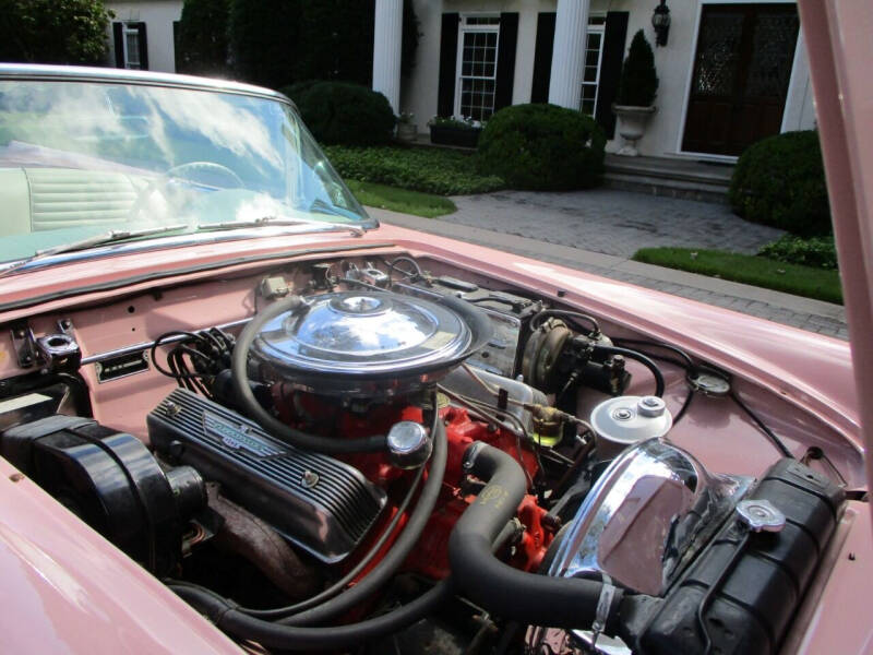 1957 Ford Thunderbird