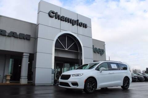 2021 Chrysler Pacifica for sale at Champion Chevrolet in Athens AL