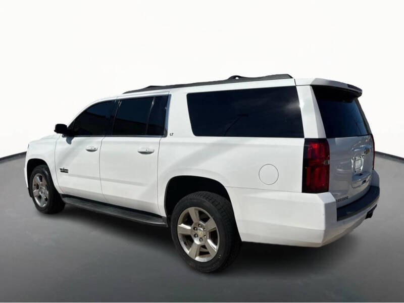 2018 Chevrolet Suburban LT