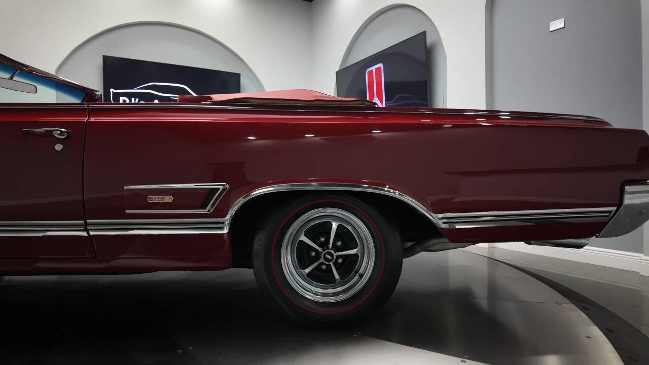 1965 Oldsmobile 442 28