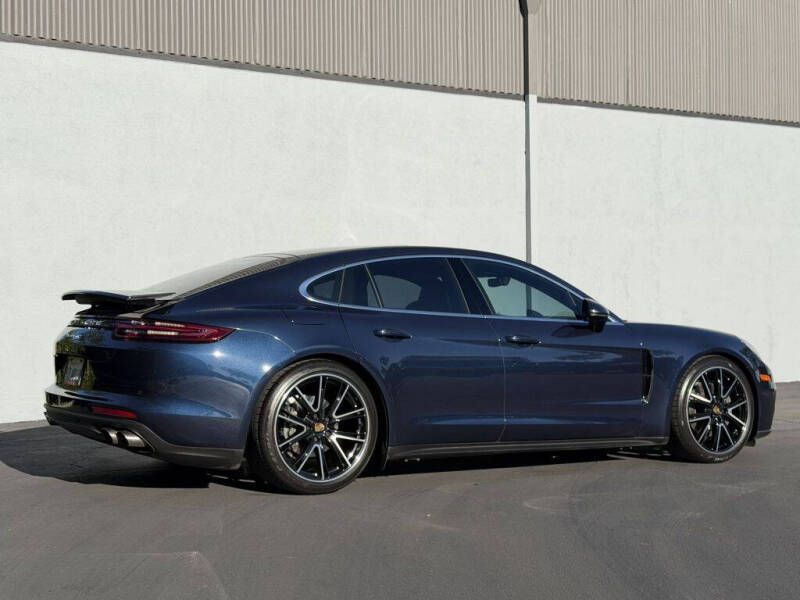 2018 Porsche Panamera 4S