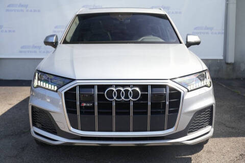 2022 Audi SQ7 4.0T quattro Premium Plus