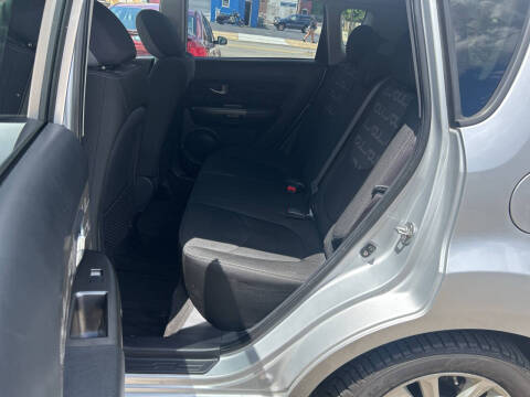 2013 Kia Soul +