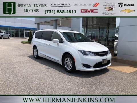 2020 Chrysler Pacifica for sale at CAR MART in Union City TN