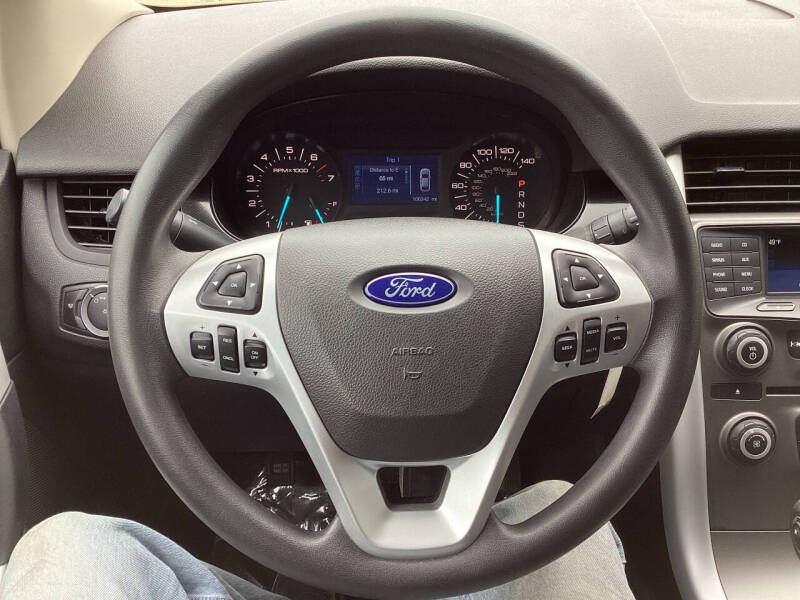 2014 Ford Edge SE