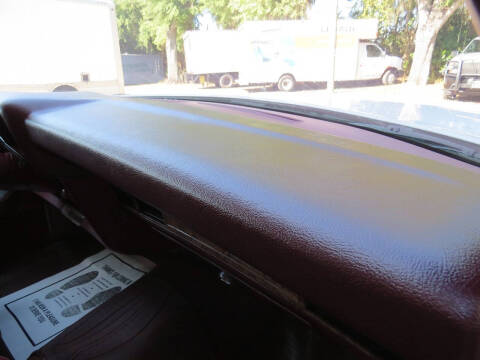 1977 Ford Thunderbird