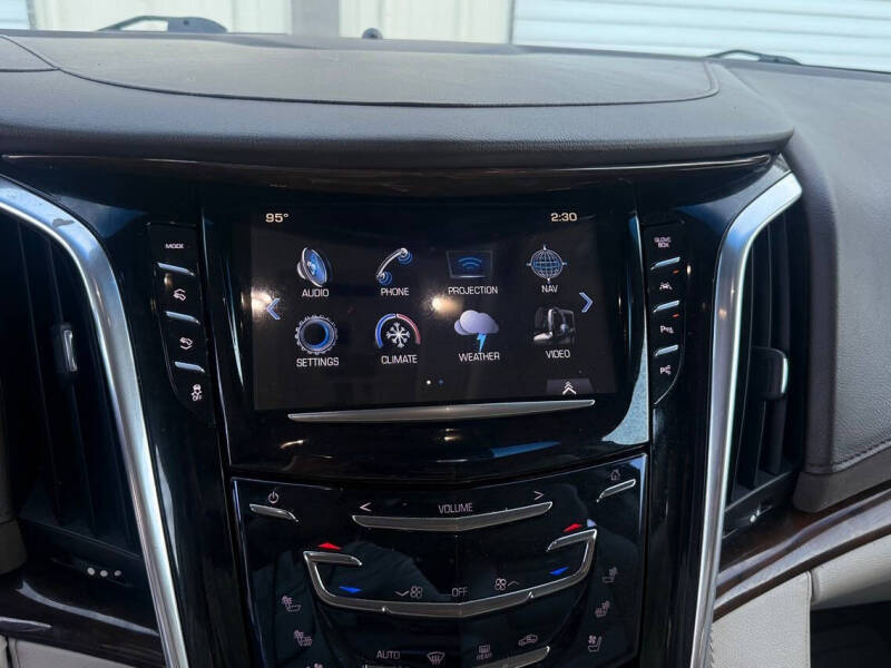 2017 Cadillac Escalade Premium Luxury