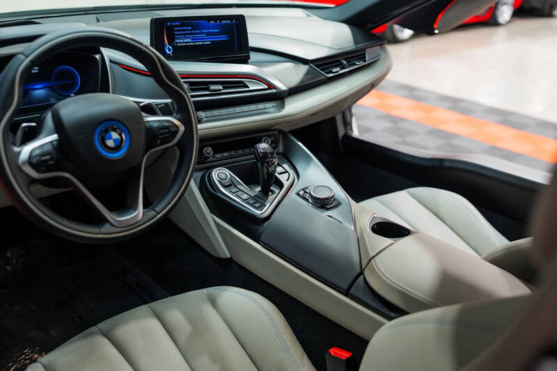 2015 BMW i8