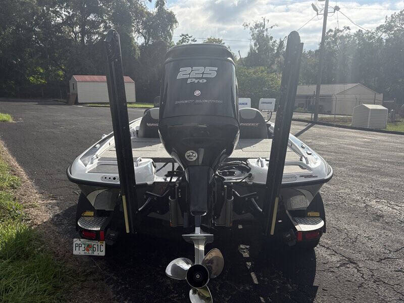 2017 Phoenix 919 ProXP