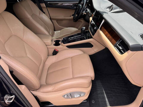 2023 Porsche Macan