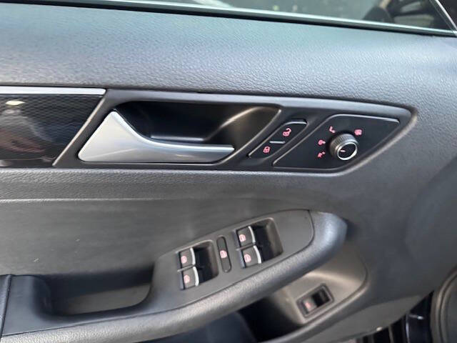 2017 Volkswagen Jetta 1.8T SEL