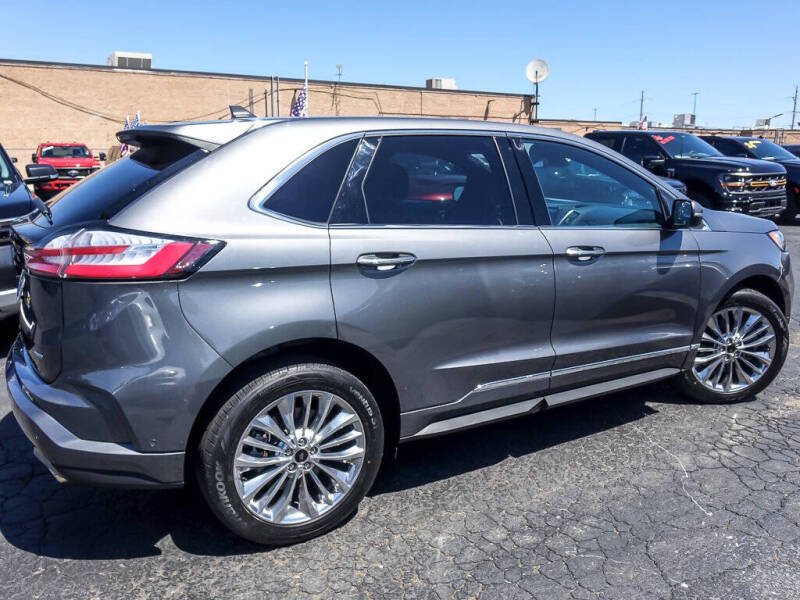 2023 Ford Edge Titanium