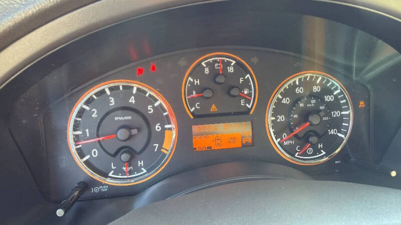 2013 Nissan Armada Platinum