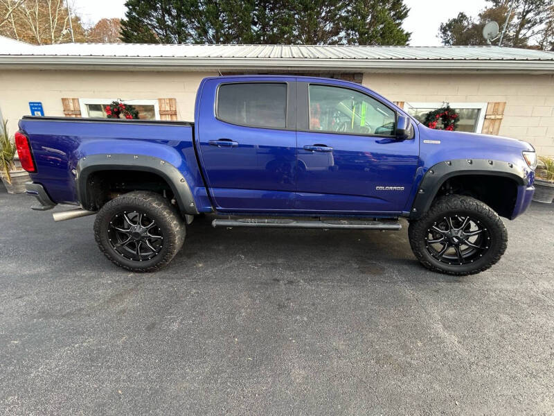 2016 Chevrolet Colorado Z71 photo 2