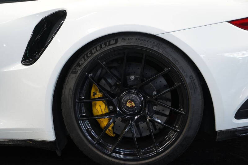 2017 Porsche 911 Turbo S