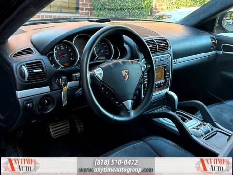 2010 Porsche Cayenne GTS