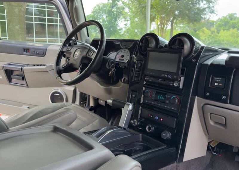 2004 HUMMER H2